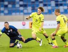 IM体育下载-捷克客场大胜斯洛伐克，豪取三分