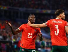 IM体育官网入口-葡萄牙队小胜荷兰，成功晋级欧冠预选赛