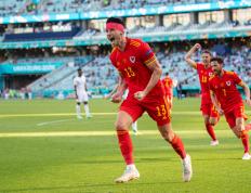 IM体育赛事直播入口-威尔士队在比赛中全队发挥出色，夺得比赛冠军