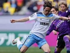 IM体育app-包含克劳利主场战胜对手，稳健保级局面的词条