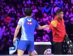 IM体育社区互动入口-英格兰队翻盘日本队，王皓扛起全队