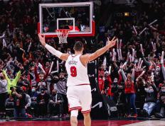 IM体育官方网站-骑士绝杀灰熊，武切维奇点燃赛场的简单介绍