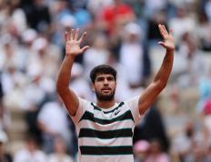 IM Sport-欧洲网球队翻盘法国网球队，阿尔卡拉斯爆发神勇的简单介绍