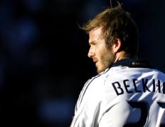 IM体育下载-当纽约的喧嚣归于欧洲的寂静，尼克斯带走篮网后，小贾伦在欧冠决赛的接管时刻