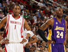 IM体育官网入口-布克狂飙统治级数据，新疆铁骑踏平爵士主场