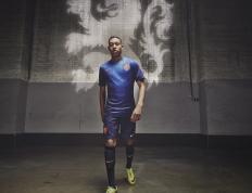 IM体育-卢卡库全场最佳无争议，波兰争冠战险胜洪都拉斯