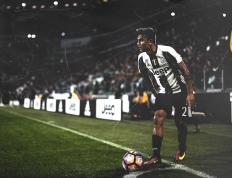 IM体育动画直播通道-冰封时刻，伦纳德关键回合不手软，北京队力克爵士的战术启示