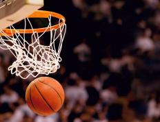 IM体育官网入口-F1年度争冠之夜，米切尔的胜负手如何改写历史