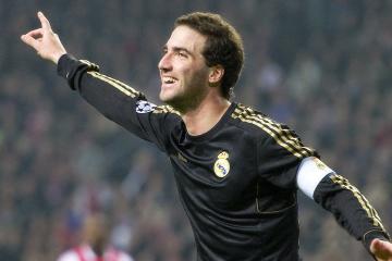 IM体育官方平台-鏖战东京，陈雨菲力挽狂澜，日本队险胜泰国背后的羽球哲学