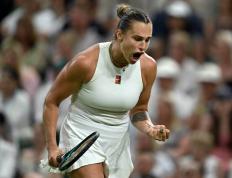 IM体育赛事直播入口-包含意大利网球队碾压德国网球队，克耶高斯统治全场的词条