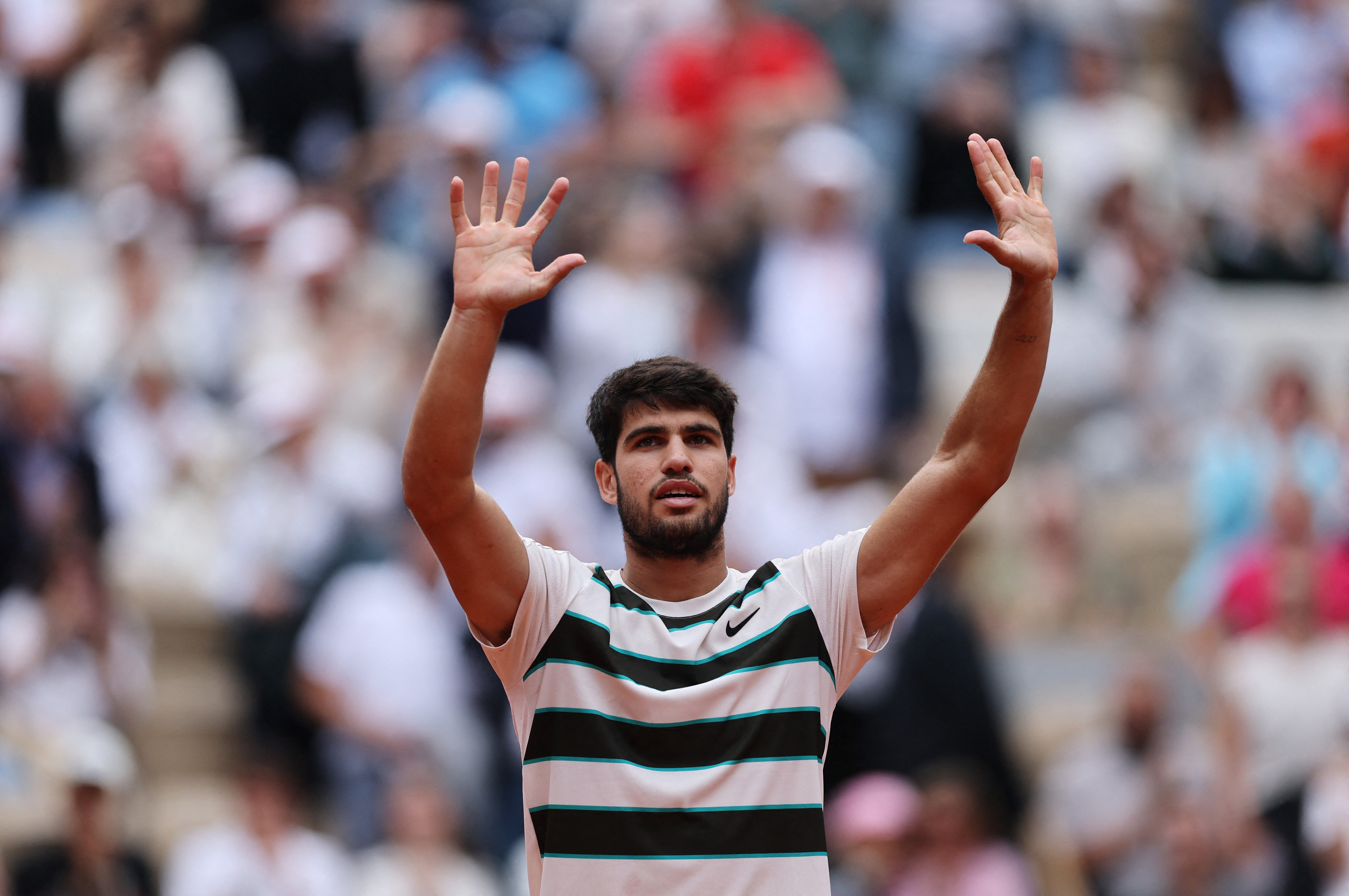 IM Sport-欧洲网球队翻盘法国网球队,阿尔卡拉斯爆发神勇的简单介绍