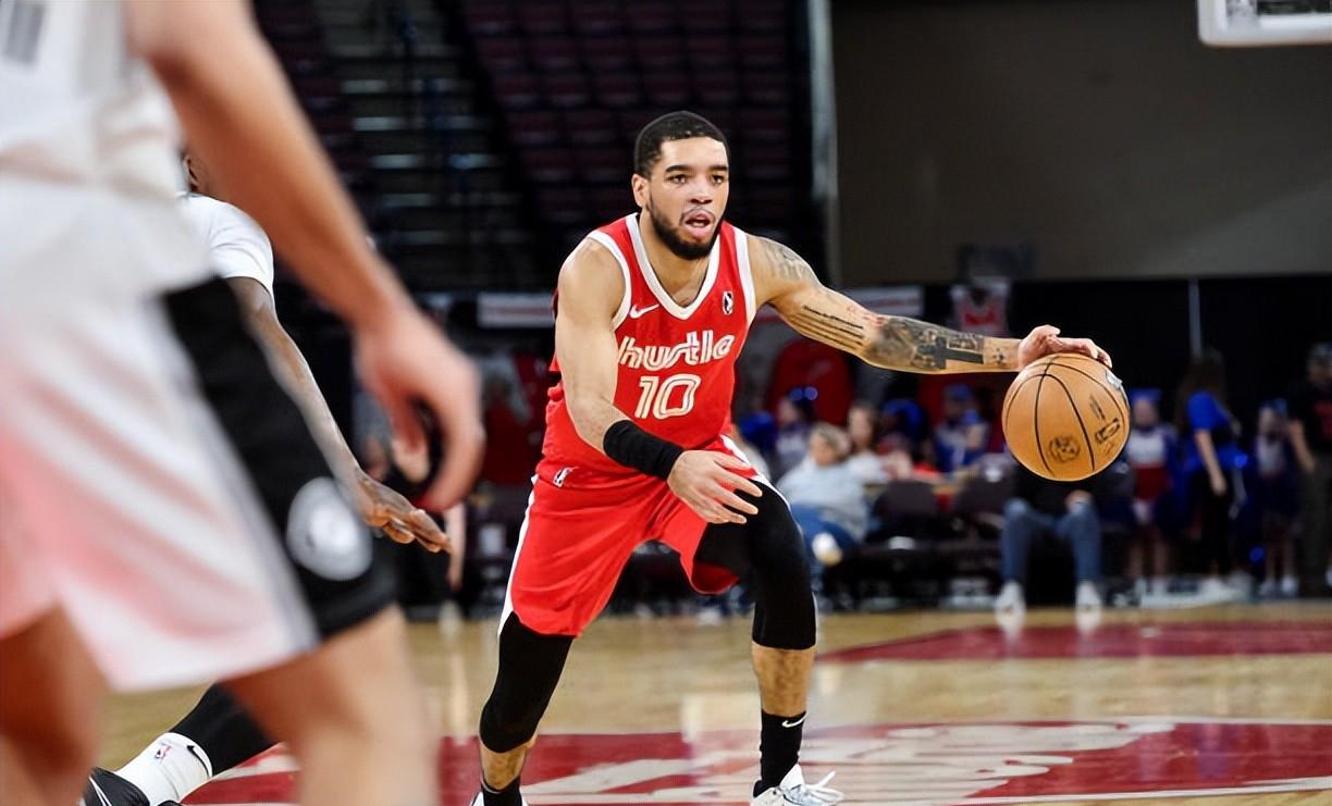 IM体育官网入口-包含黄蜂后卫因伤休战一周,球队备战计划受影响的词条