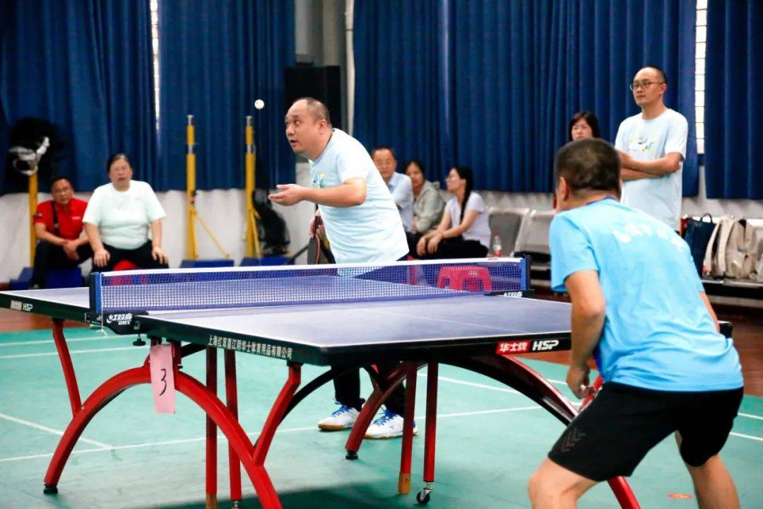 IM体育官网-赛场上的精彩瞬间,引发全场热烈掌声!