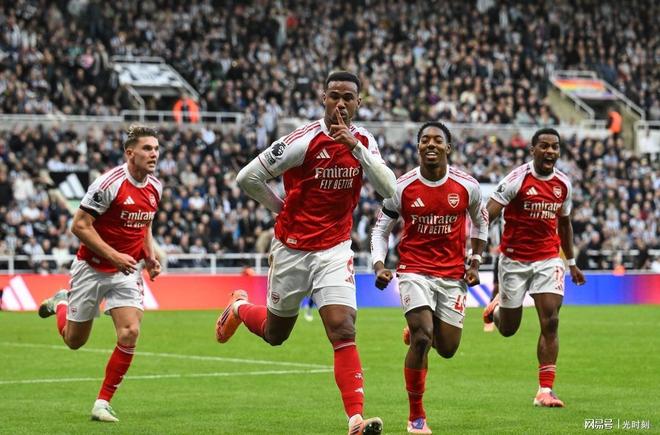 IM体育-阿森纳前锋连进两球助球队逆转