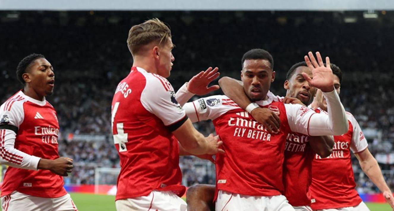 IM体育-阿森纳前锋连进两球助球队逆转