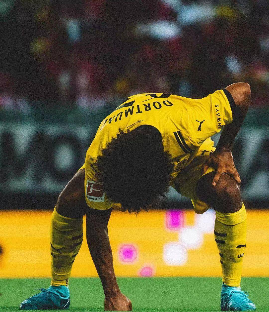 IM体育官网入口-关于尤文图斯球员膝盖受伤，伤情尚不明确的信息