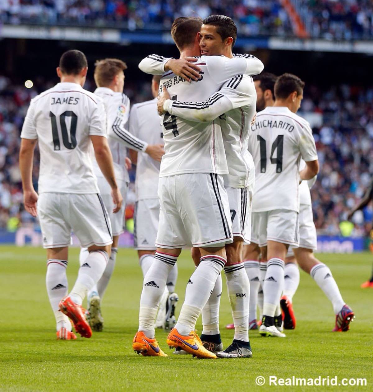 IM体育官方网站-皇马迎战巴黎，双方实力对比的简单介绍