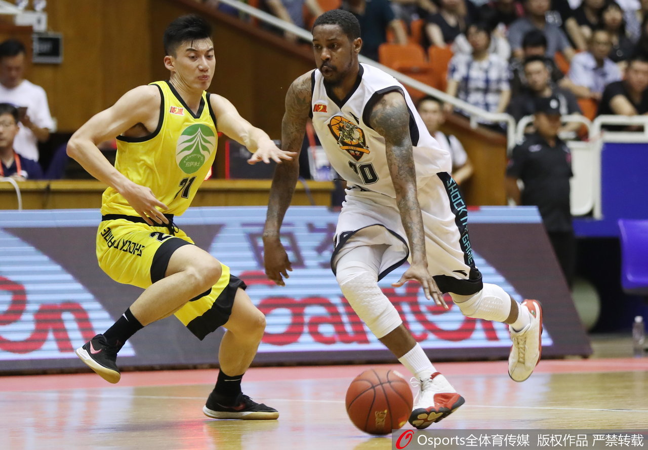 IM体育注册链接-昆士公园主场大胜，豪取四连胜