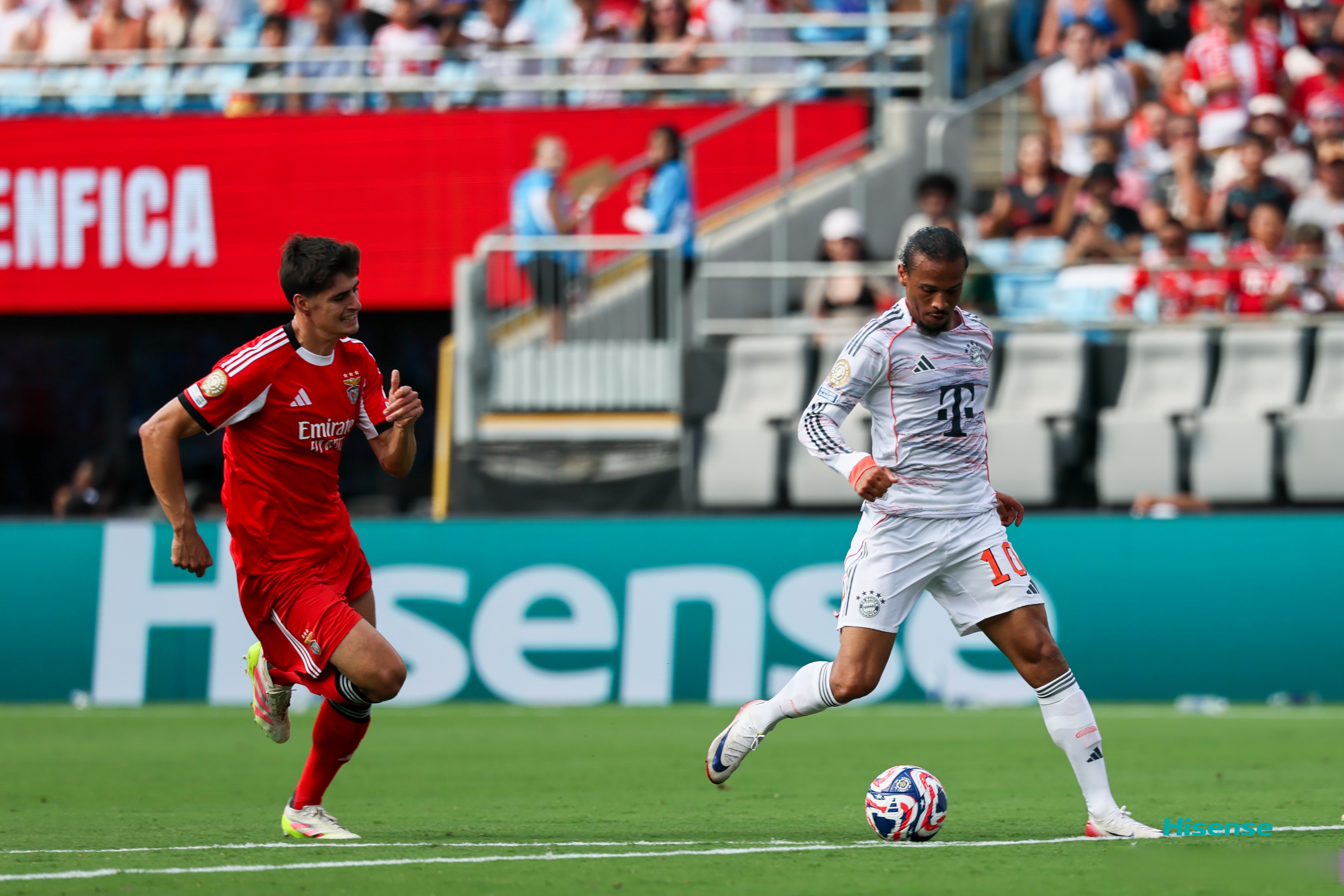 IM体育注册链接-拜仁慕尼黑负于多特蒙德,德甲领跑行情