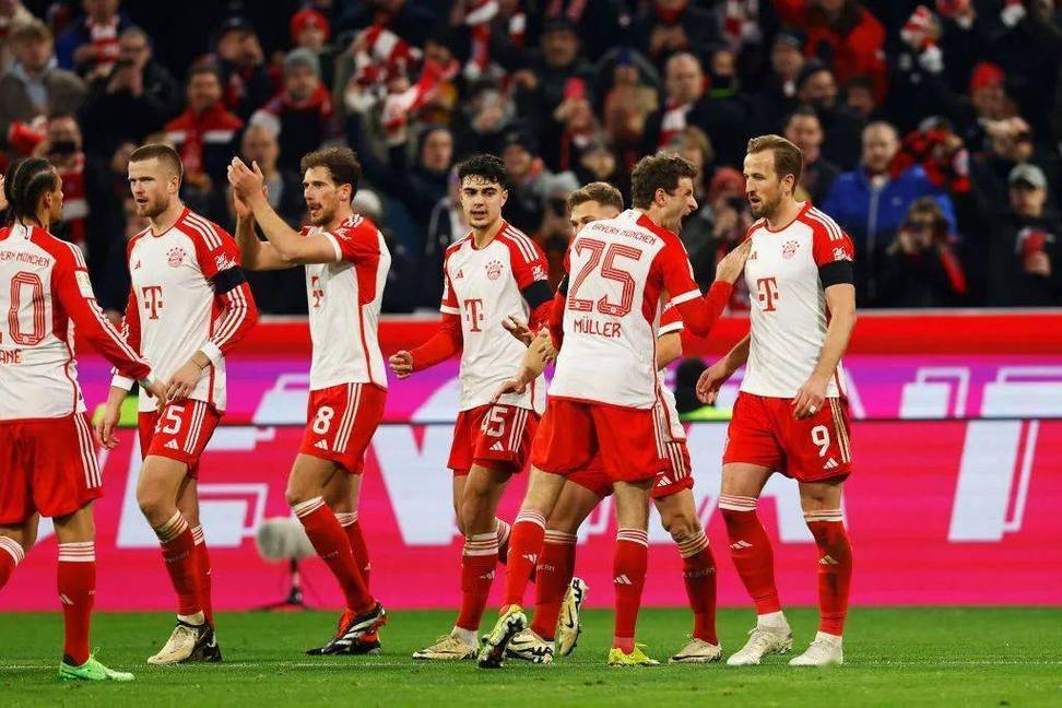 IM体育注册链接-拜仁慕尼黑负于多特蒙德,德甲领跑行情