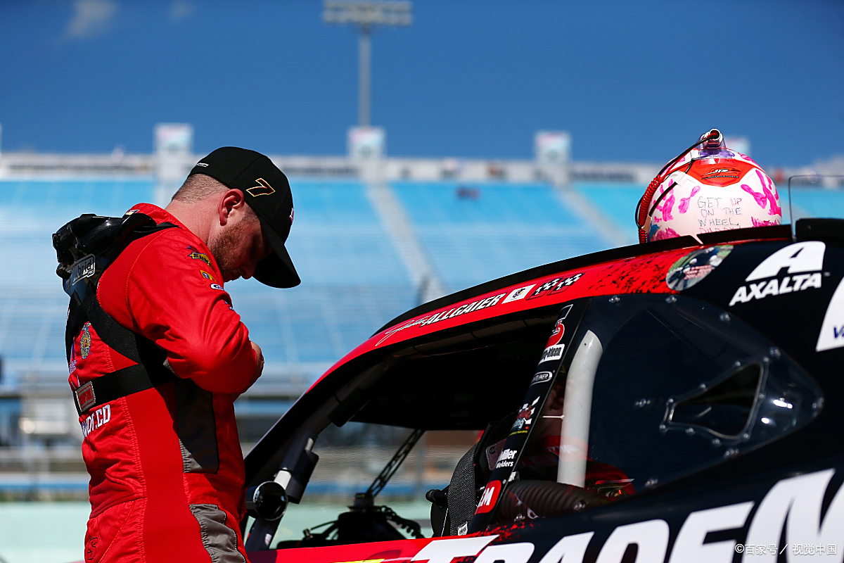 IM体育-梅赛德斯鏖战红牛车队,周冠宇扛起全队的简单介绍