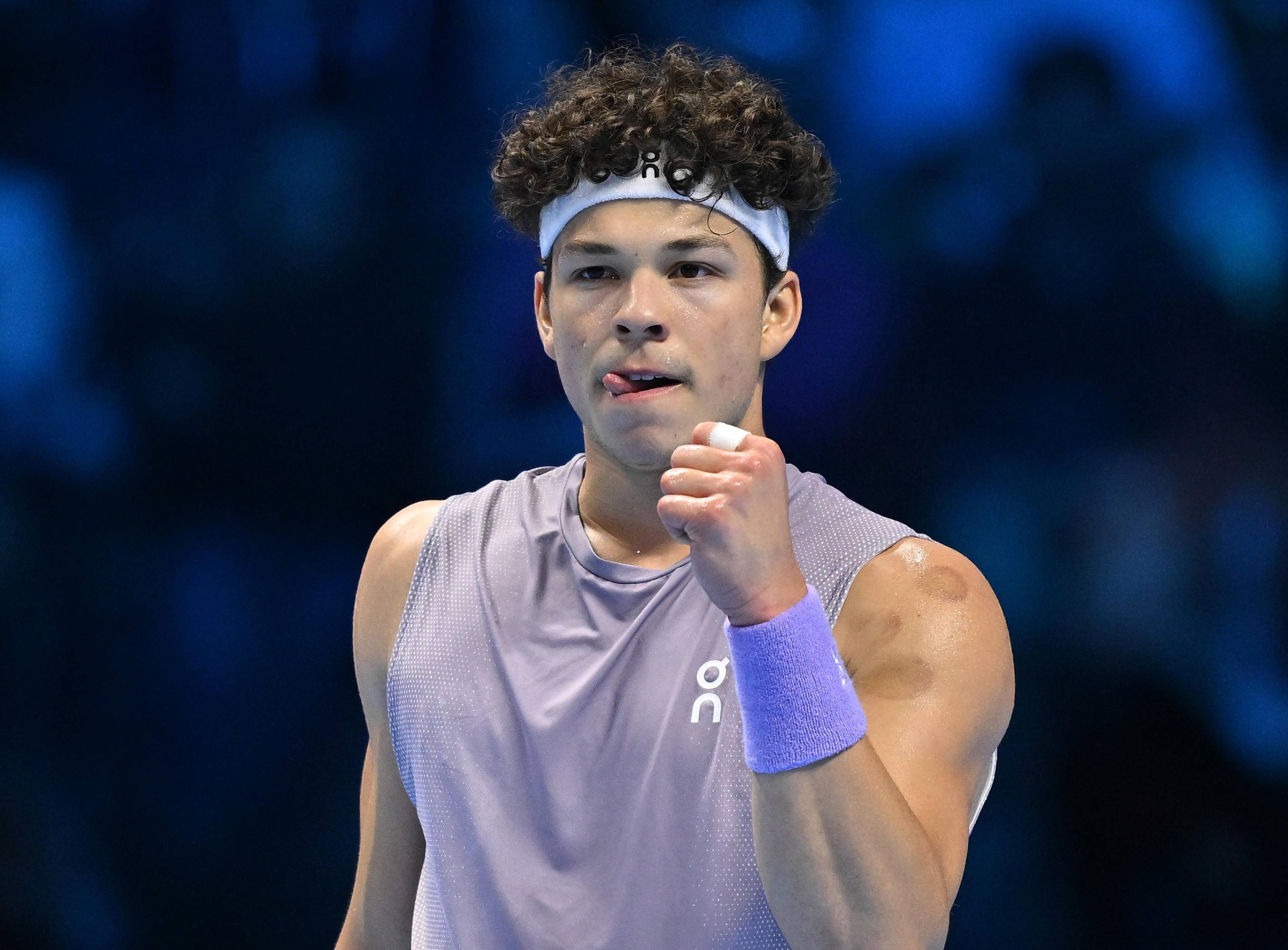 IM体育动画直播通道-ATP总决赛轻取拉沃尔杯，兹维列夫统治全场的简单介绍