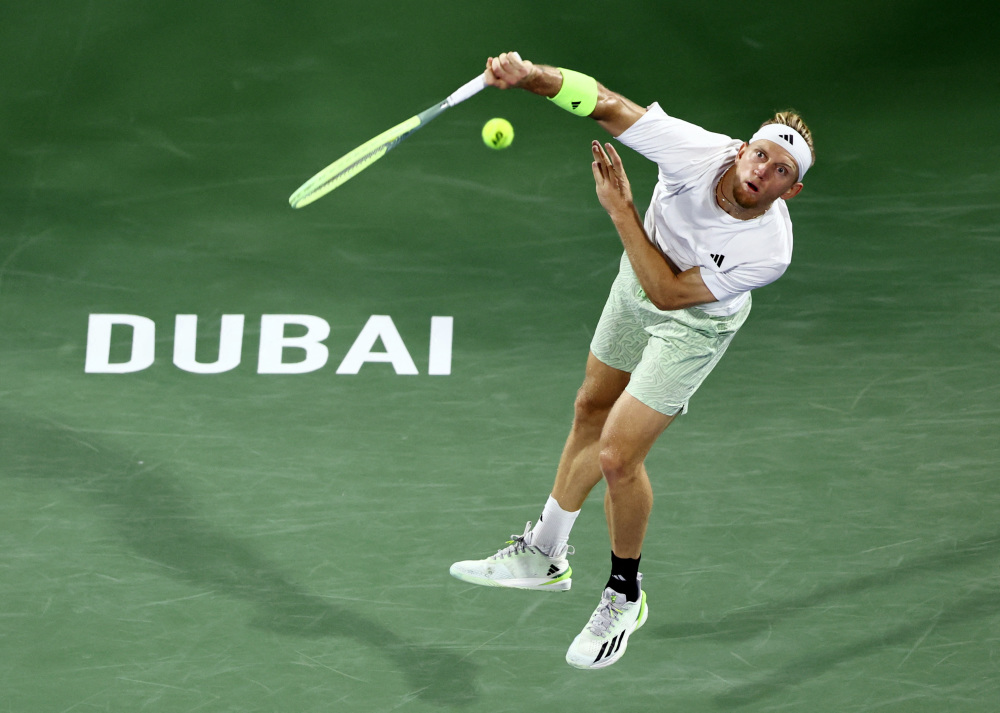 IM体育社区互动入口-拉沃尔杯横扫戴维斯杯，梅德韦杰夫点燃赛场的简单介绍